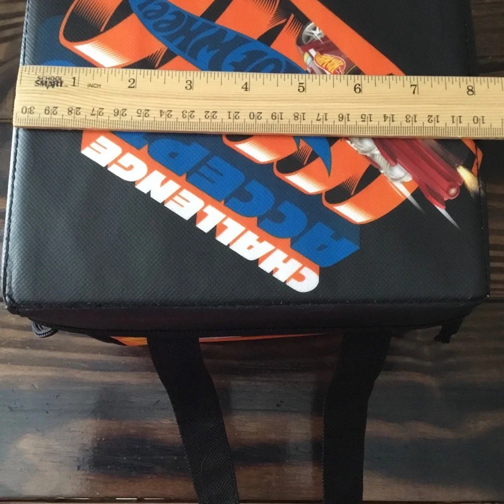 Hot Wheels Storage box and Playset